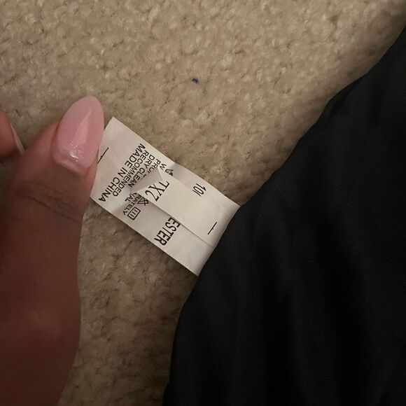 Black Sequins Plus Size Dress - Picture 6 of 6